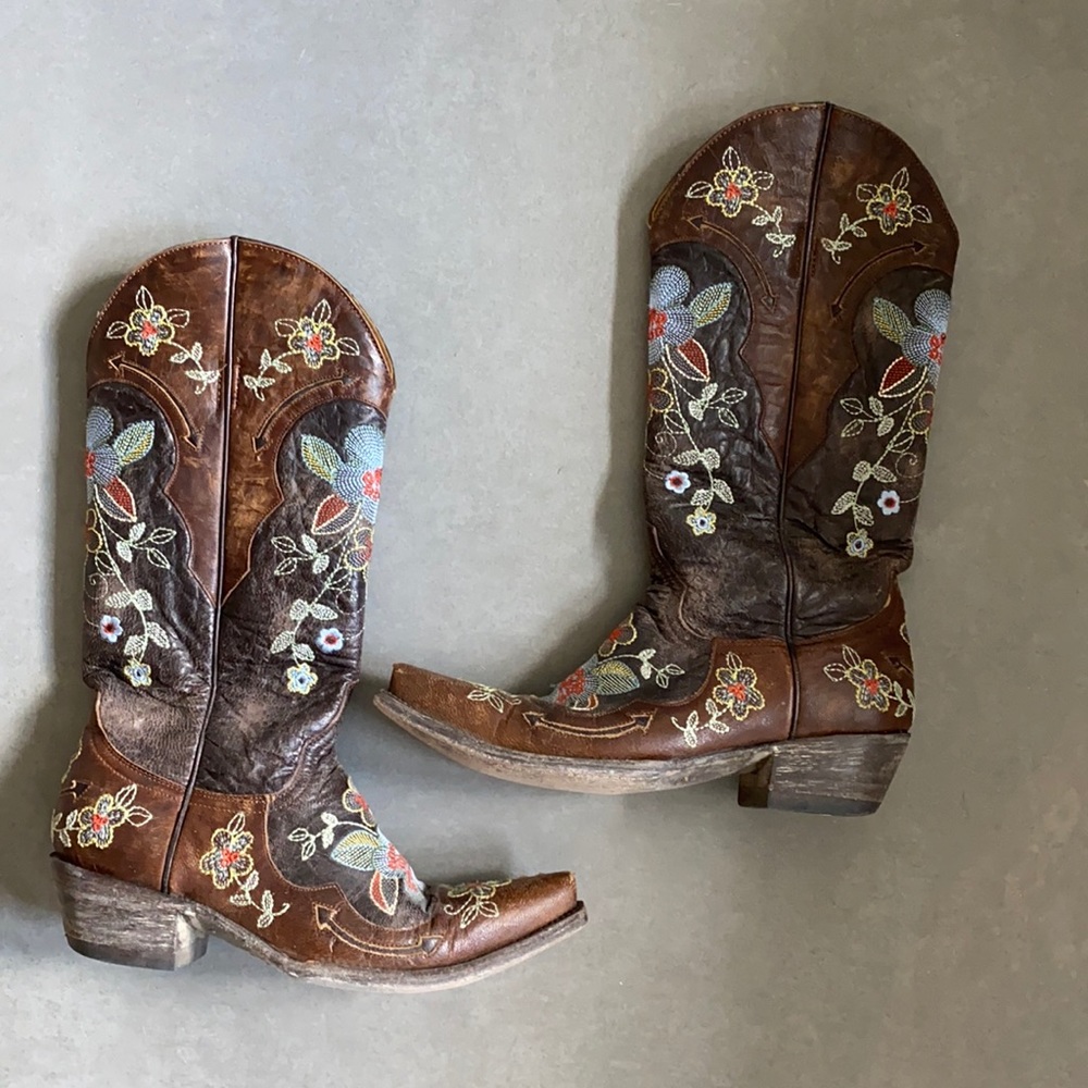 Old gringo cowboy boots